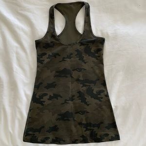Lululemon CAMO tank
